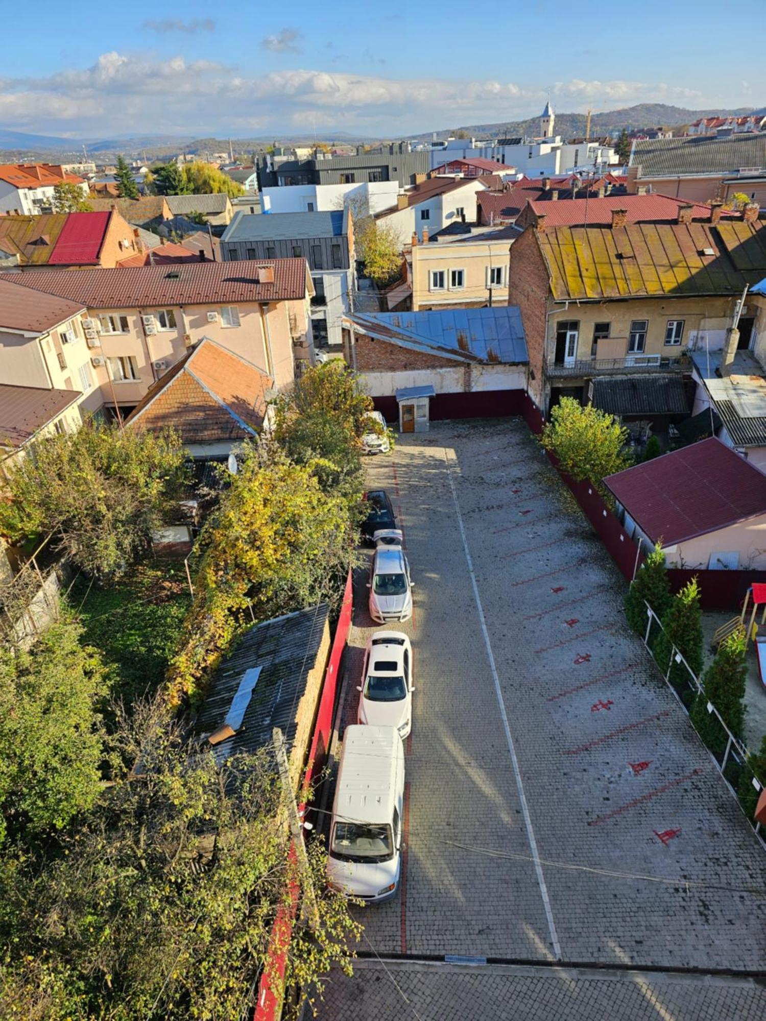 Black Room Apartment Μουκάτσεβο Εξωτερικό φωτογραφία